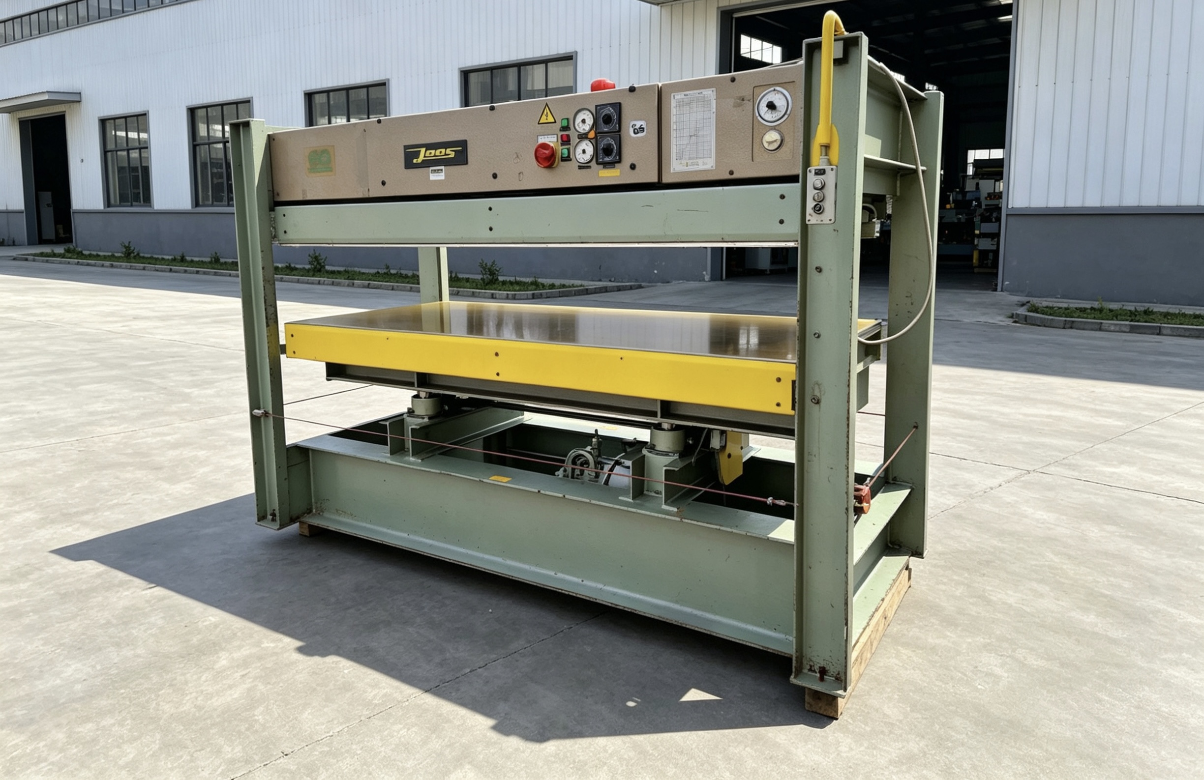 Veneer press JOOS